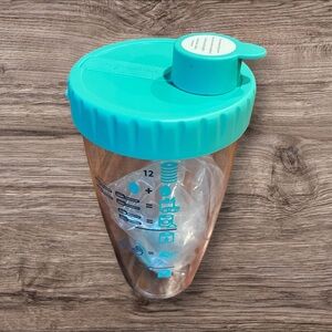 Pampered Chef Pancake Shaker Bottle 1769
